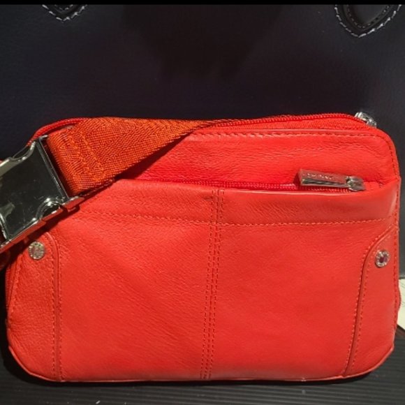 New Genuine Danier leather fanny pack belt bag in vibrant red & silver - Picture 1 of 11